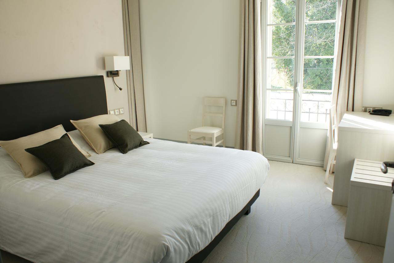 Logis- Hotel Spa Restaurant L'Epicurial Saint-Pey-de-Castets Bilik gambar