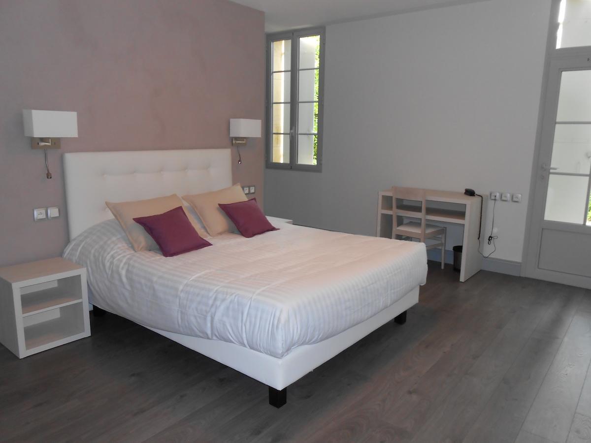 Logis- Hotel Spa Restaurant L'Epicurial Saint-Pey-de-Castets Bilik gambar