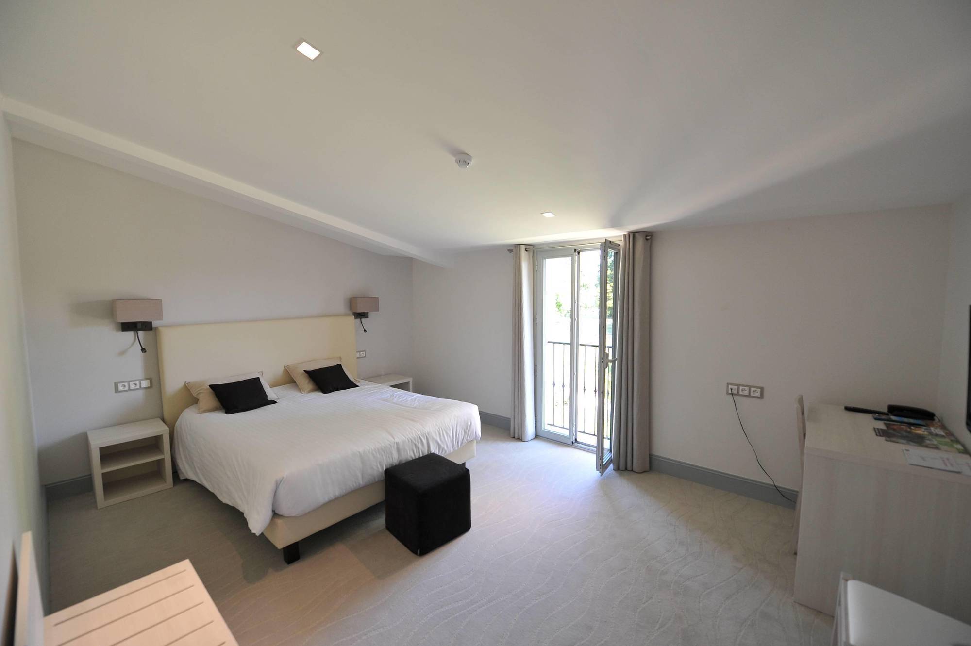 Logis- Hotel Spa Restaurant L'Epicurial Saint-Pey-de-Castets Luaran gambar