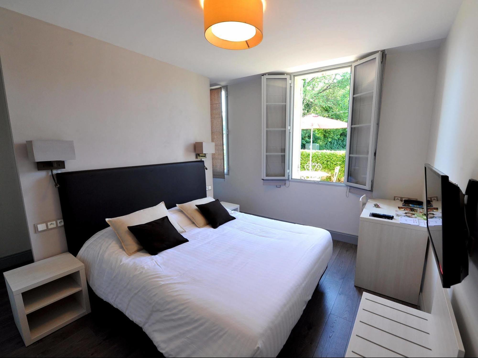 Logis- Hotel Spa Restaurant L'Epicurial Saint-Pey-de-Castets Luaran gambar