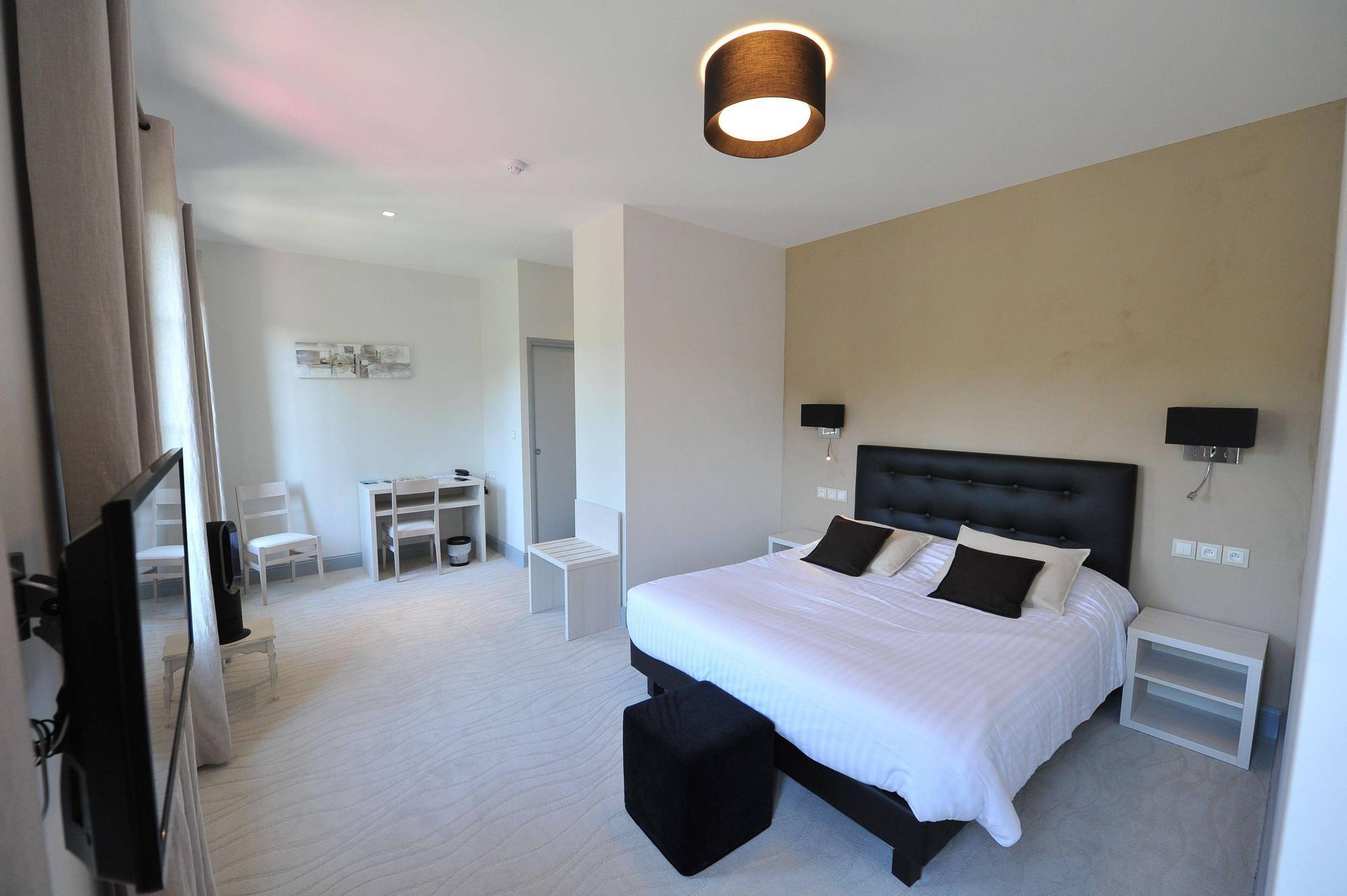 Logis- Hotel Spa Restaurant L'Epicurial Saint-Pey-de-Castets Luaran gambar